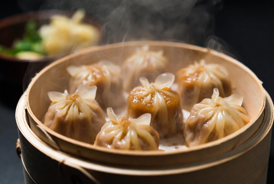 Din Tai Fung Revenue America restaurant exterior and crowd